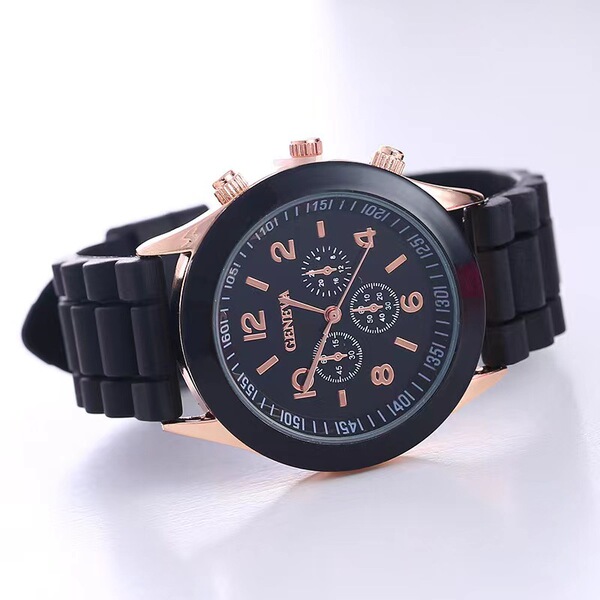 Silicone fashionable men's watch for men and women