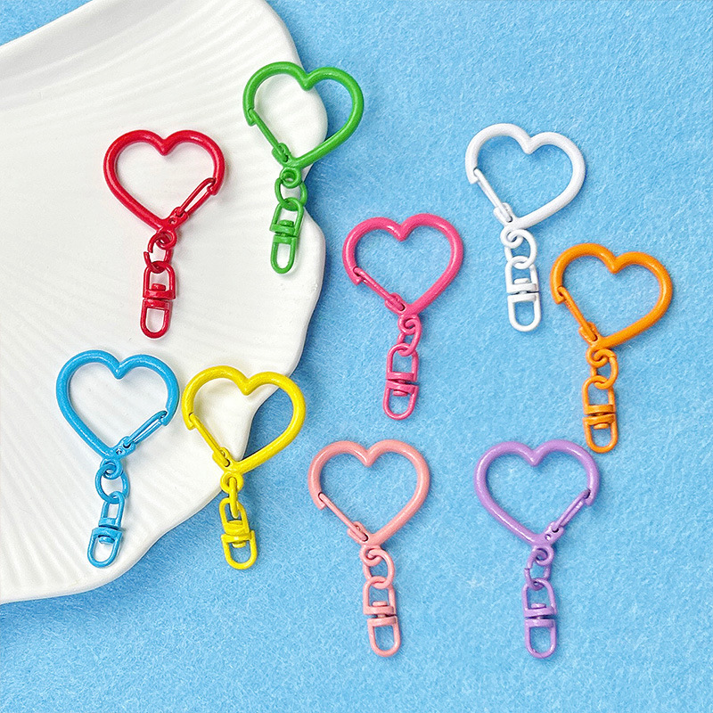 Baking paint love buckle with 8-character buckle color heart buckle key chain heart-shaped spring buckle DIY jewelry accessories pendant Baking paint love buckle with 8-character buckle color heart buckle key chain heart-shaped spring buckle DIY jewelry accessories pendant