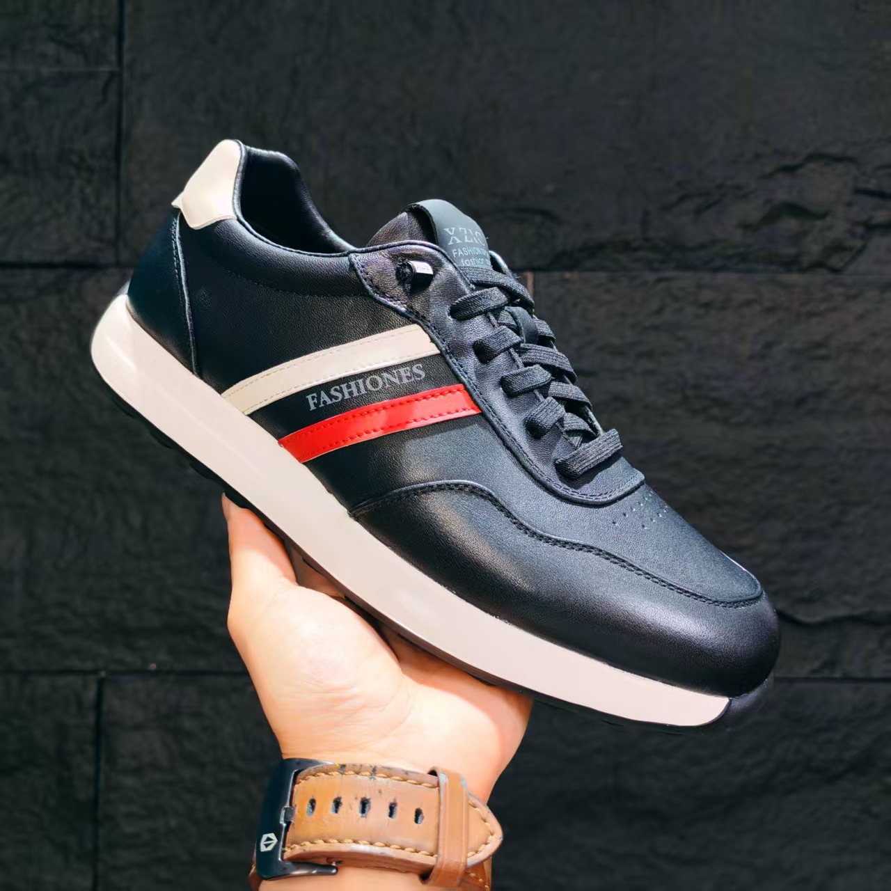 [Cuero de vaca] cuero de negocios deportivos de ocio versátiles, fondo grueso transpirable, cuatro estaciones cómodas y simples.