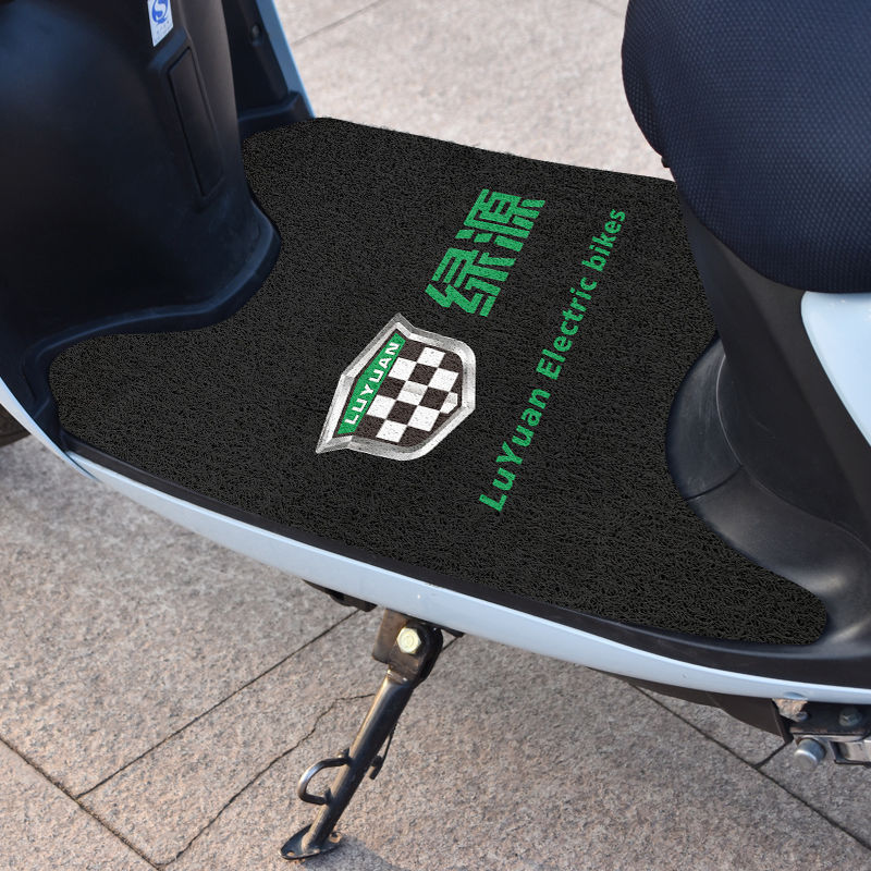Electric vehicle foot mat universal foot mat can be freely cut pvc wire loop foot mat dirt-resistant wear-resistant foot pedal mat