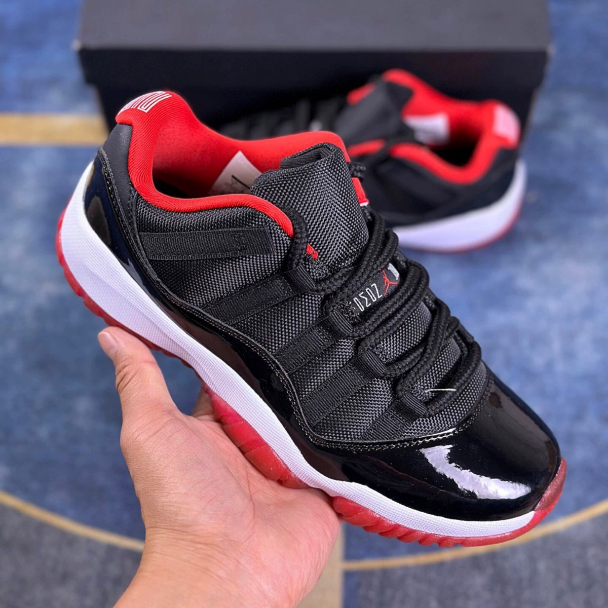 Putian Pure Original Men's Shoes AJ11 Real Carbon Casual Sports Shoes for Men and Women Combining Leather and Fabric The First Choice for Foreign Trade