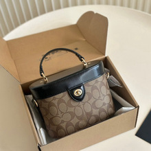 2024新款休闲虎头相机包TRAIL化妆包拼色盒子包GEORGIE斜挎女包