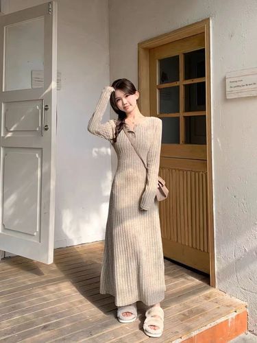 Large size women's base solid color long-sleeved knitted dress fat mm slim winter plus velvet thickened French long skirt