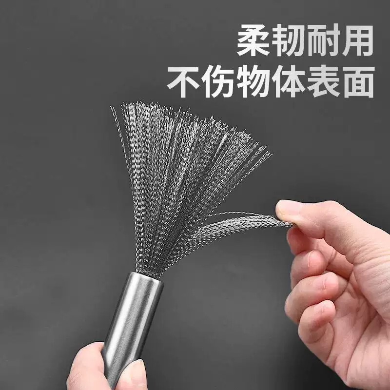 ステンレスの長い柄の鍋は家庭用食堂の料理道具を使って鍋の神器を洗ってきれいにします。|undefined