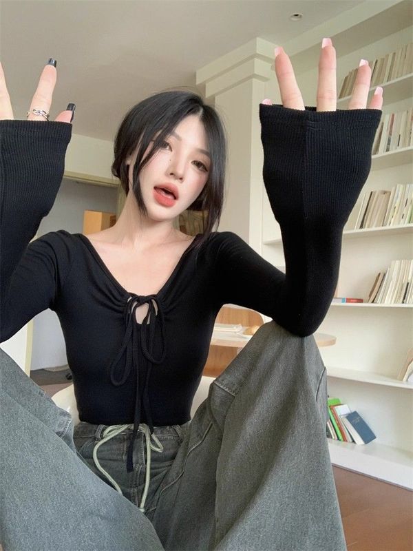 黑色设计感小众辣妹短款上衣女春秋冬季内搭打底衫v领挂脖长袖t恤|undefined
