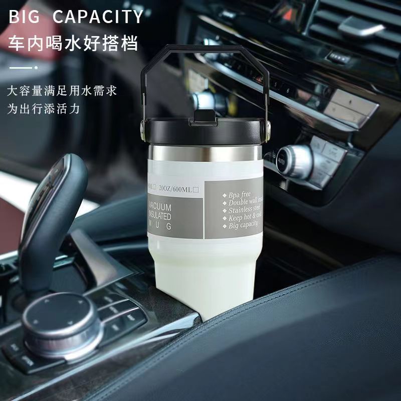 304 taza de acero inoxidable taza de automóvil de gran capacidad taza de aislamiento de calor aislamiento frío taza de hielo mango taza de paja de doble bebida