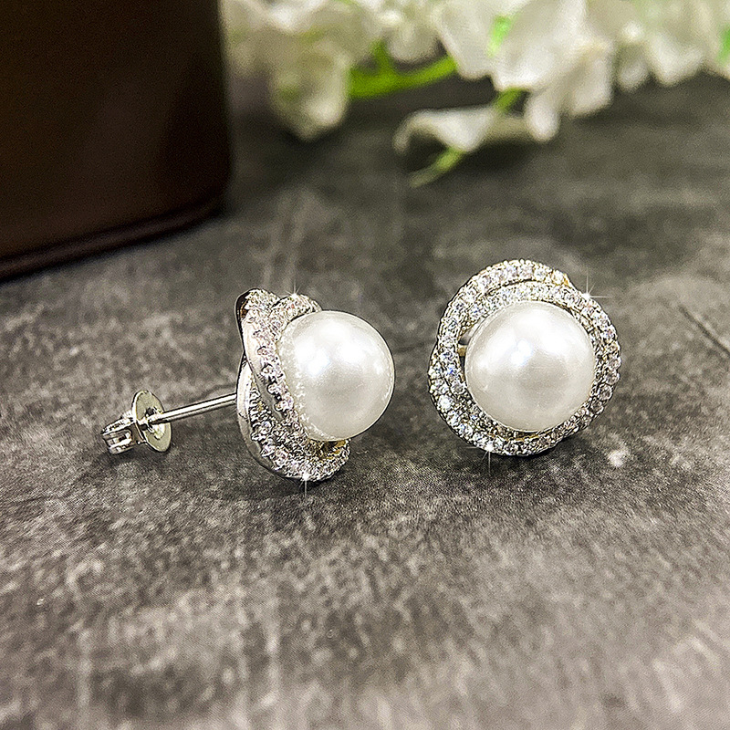 6g Weight Copper Ear Needle Material Zircon Inlay Material Ear Studs Classification 1 Pair Quantity Holiday, Daily Occasion Imitation Pearl, Copper Material Geometric Pattern Women's Gender Inlay Design Elegant Style 1 Pair Elegant Geometric Inlay Imitation Pearl Copper Zircon Ear Studs 6