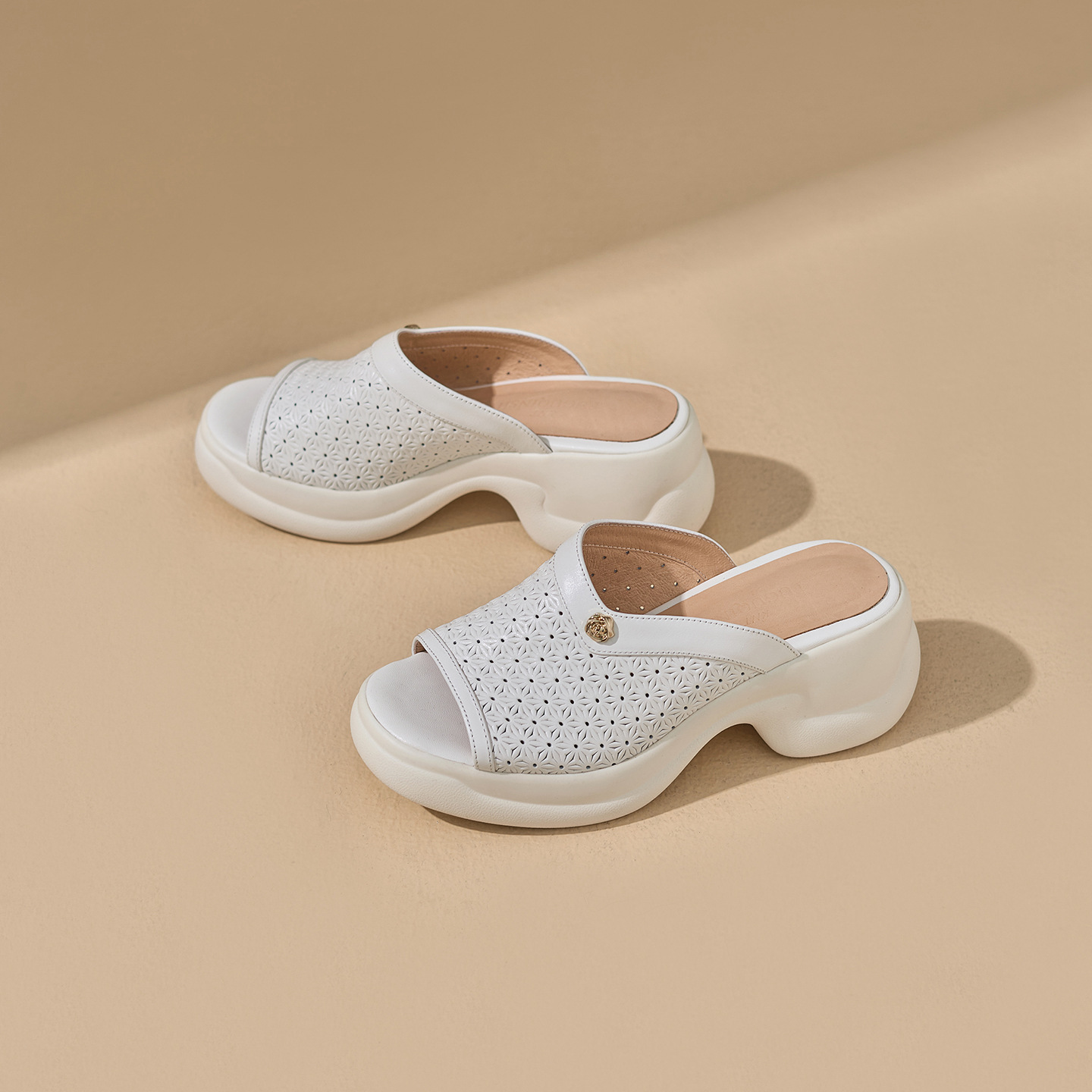 Sandal cao gót nữ mũi hở đế dày 6,5 cm phong cách đơn giản — màu trắng ngà