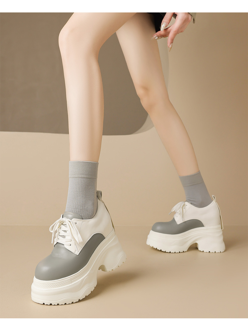 Giày sneaker nữ chunky đế dày phối màu mùa thu 2025, da bò thật, tăng chiều cao 12cm, buộc dây — Màu đen, Màu xám trắng, Màu trắng chi tiết 8