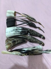 牛の角の工芸の置物は規格に従って牛の角の製品を待たないです。