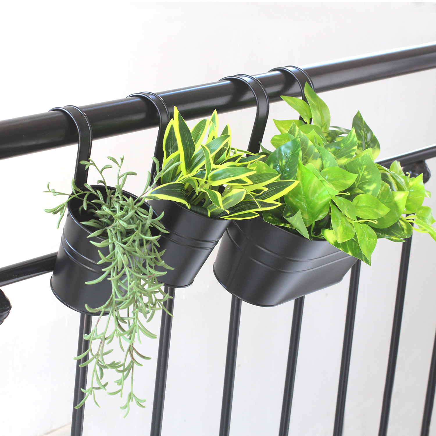 Hanging Planter Image 1