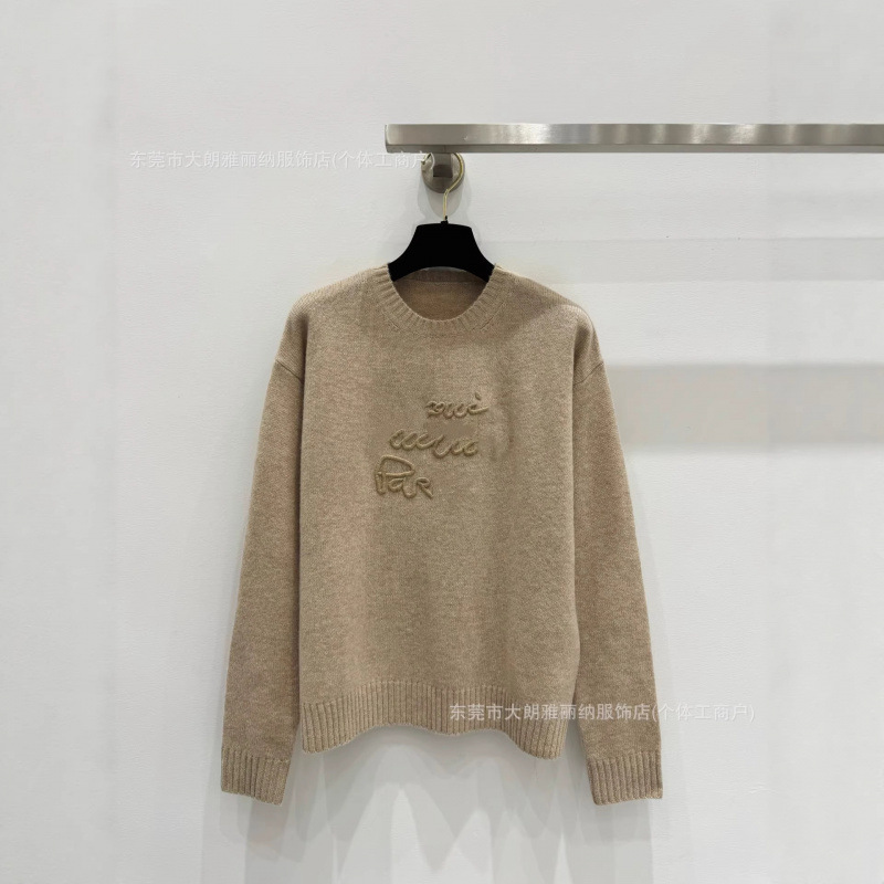 深圳南油货L家~顶~级版本 25早秋新款 羊绒刺绣圆领针织长袖