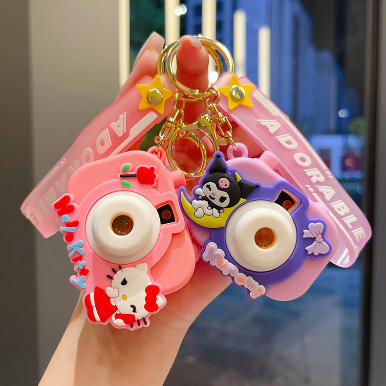 Explosive cartoon Sanrio projection camera keychain cute kulomi pendant car pendant small gift wholesale