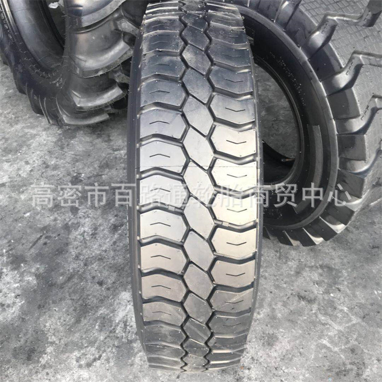 厂家直供900R16全钢丝卡车轮胎900R16货车轮胎载重轮胎