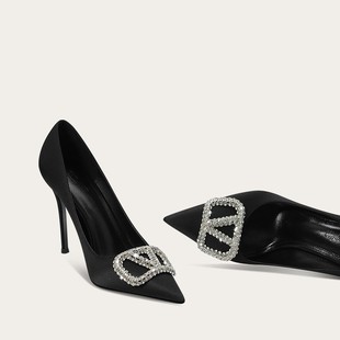 ��ʽЬ��Ů2025�¿�����I���߸�ЬС��V���荆�ЬŮ�������߸�