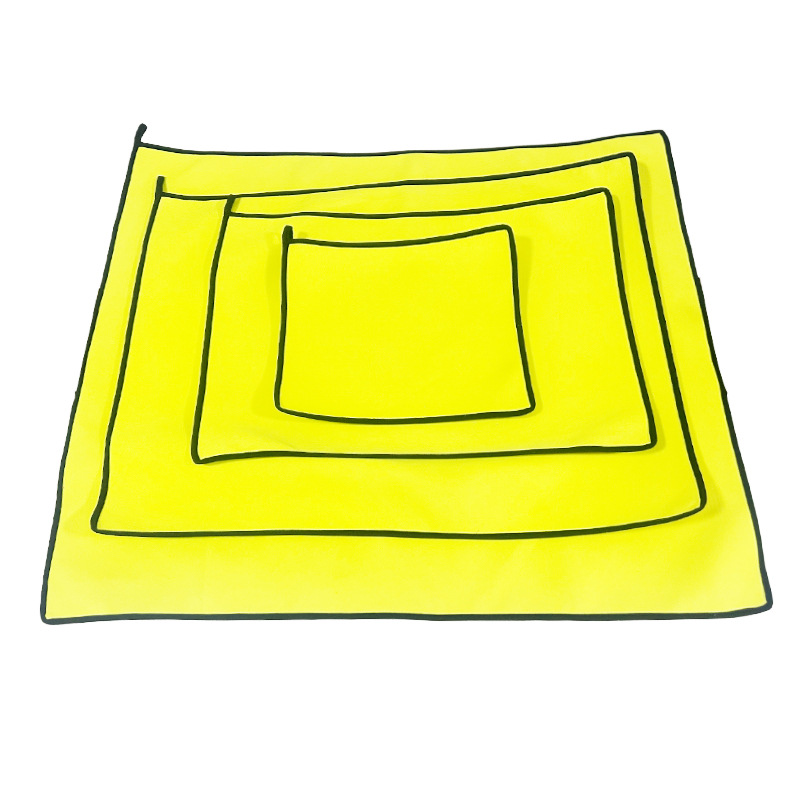 Verano suministros Para Mascotas perro cojín del perro mascota estera del coche de refrigeración de hielo estera de seda gato estera de verano