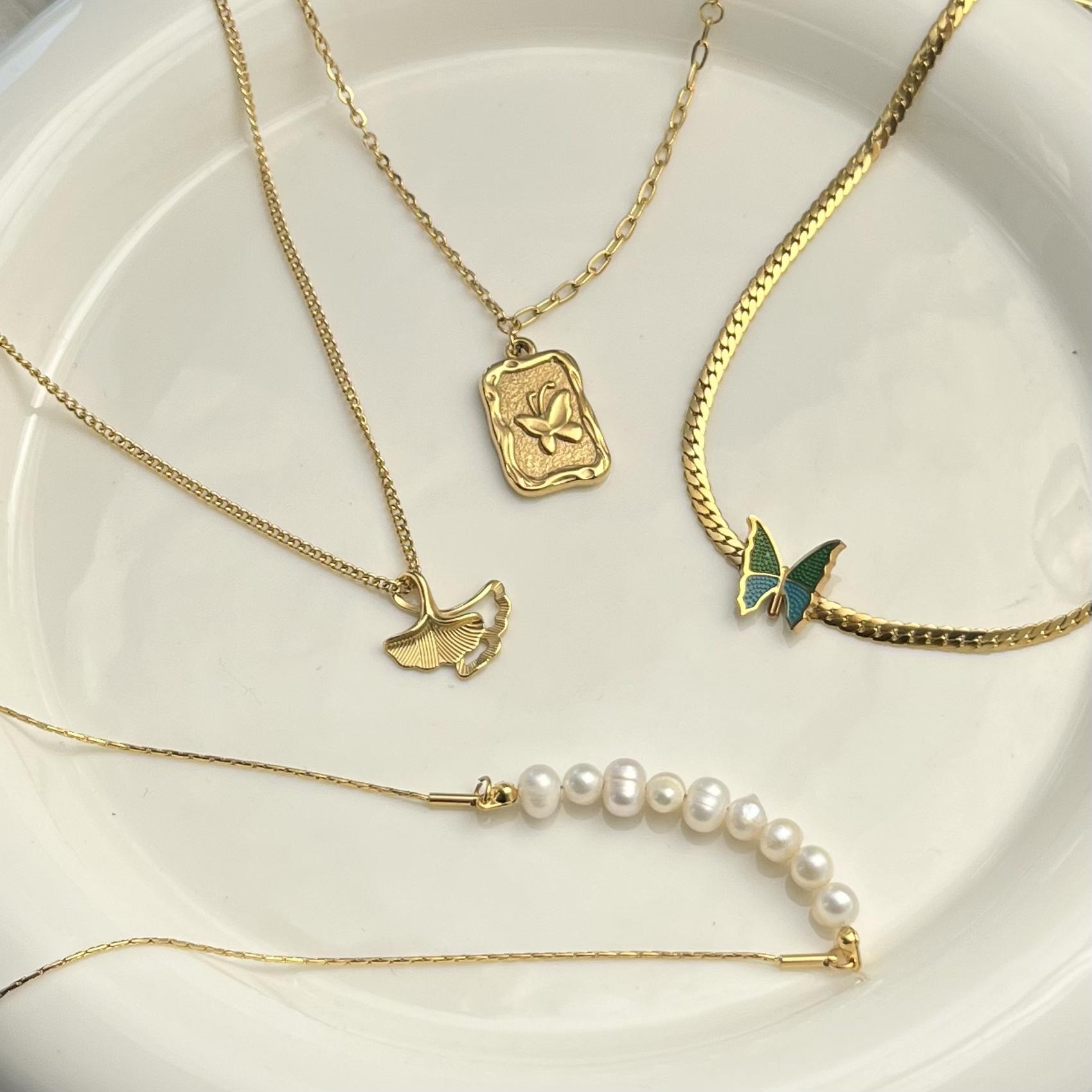 Fashion Butterfly Alloy Pearl Plating Pendant Necklace