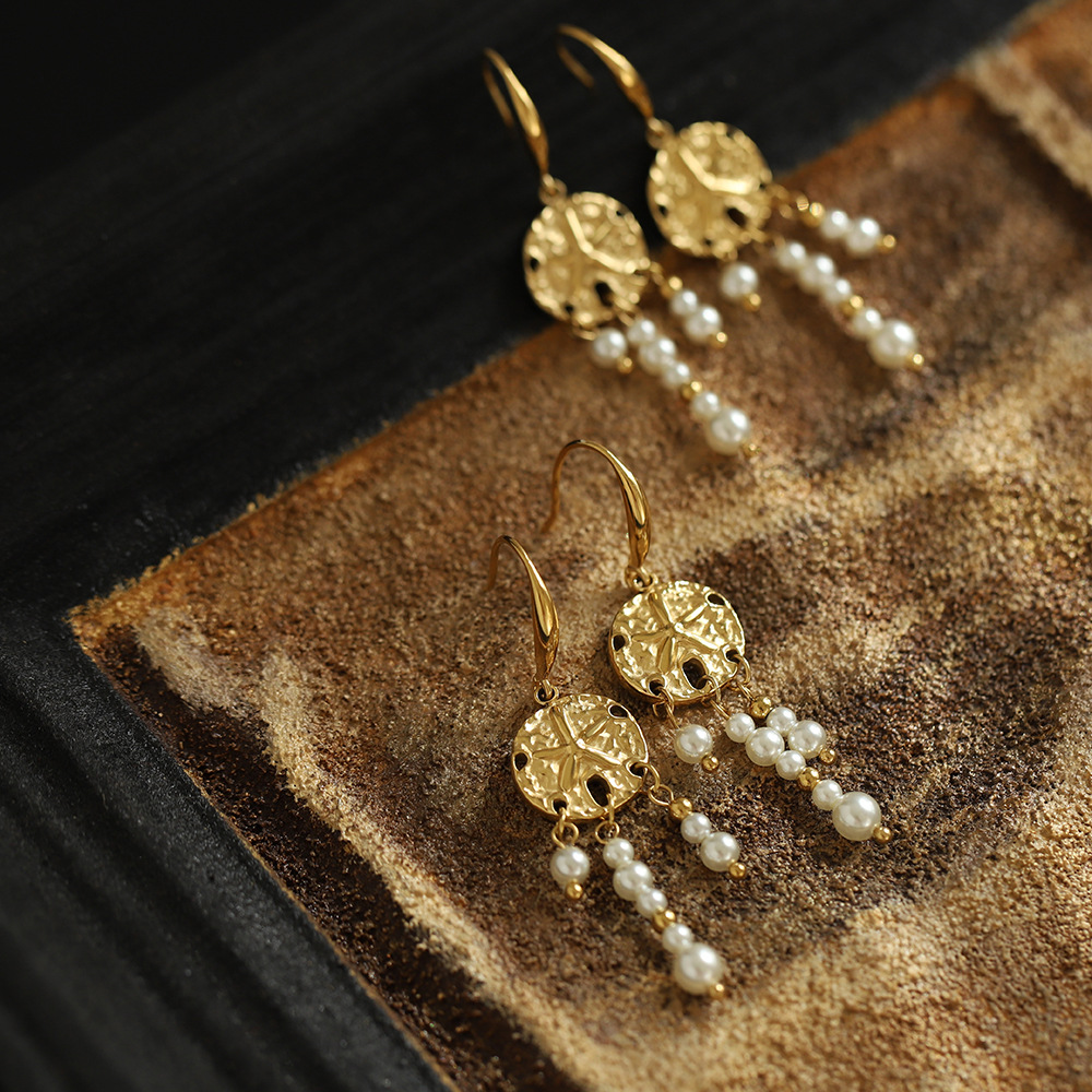 Dreamcatcher Starfish Plated Gold Pearl Earrings