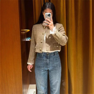 French Niche 2024 Autumn and Winter New Fashion Retro Houndstooth Plaid Crewneck Single Row Metal Buckle Commuter Tweet