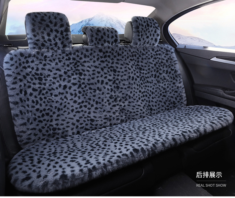 新しい冬のぬいぐるみの車のクッションネットの赤いヒョウの紋様のぬいぐるみの5つの共通のシートの快適な保温のクッション|undefined