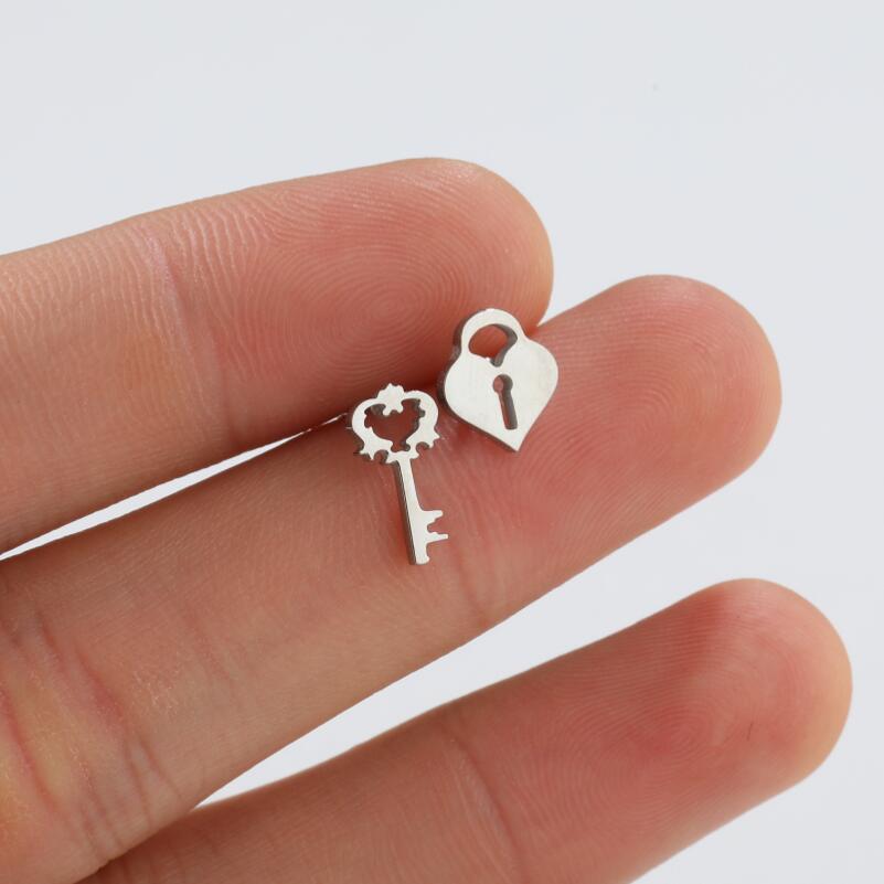 Fashion Key Lock Titanium Steel Ear Studs Plating No Inlaid Stainless Steel Earrings