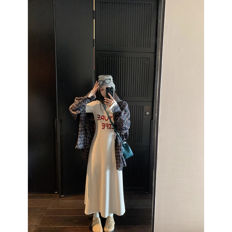 Ouyang Letter Embroidered Knitted dress Women's Autumn 2024 New Round Neck Long Dress with Long Skirt