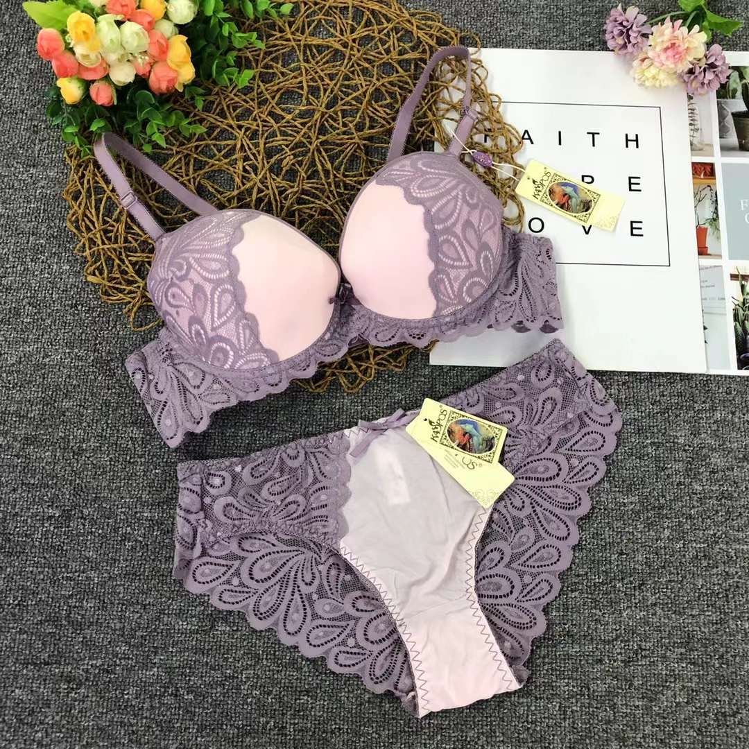 Stock cola productos de alta calidad encaje sujetador traje de las mujeres pequeño pecho push up sexy belleza espalda ropa interior traje