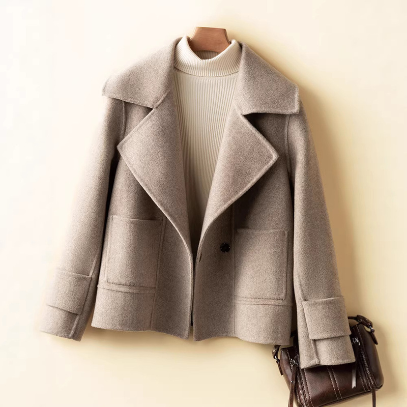 New Women's 100% Wool Double-Sided Short Woolen Coat with Suit Collar, Slim Fit for Petite Figures, Versatile for Autumn and Winter New Women's 100% Wool Double-Sided Short Woolen Coat with Suit Collar, Slim Fit for Petite Figures, Versatile for Autumn and Winter