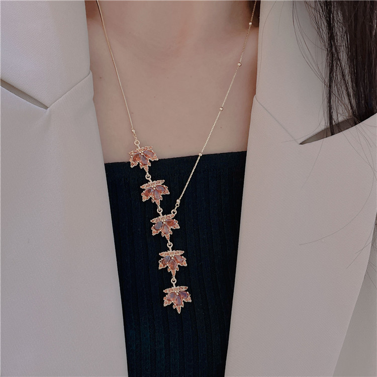 Fashion Leaf Copper Inlay Zircon Earrings 1 Piece