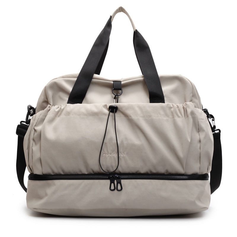 capacious handheld travel bag for men and women