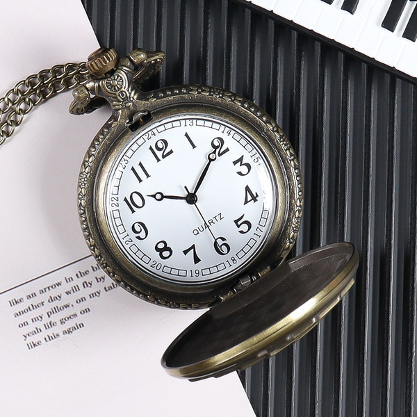 fashionable quartz pocket watch