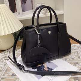 高级感轻奢托特包2026新款真皮女包通勤大容量水桶包花园包斜挎包