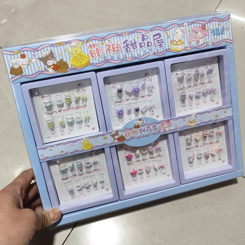 Nuevo desgaste de la serie de mariposa de uñas etiquetas de uñas niñas caja de almacenamiento transparente etiquetas de uñas falsas niñas etiquetas de uñas cortas