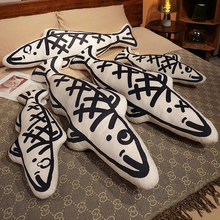 仿真咸鱼抱枕长条靠枕超软毛绒玩具睡觉摸鱼挂件夹腿床上小鱼男女