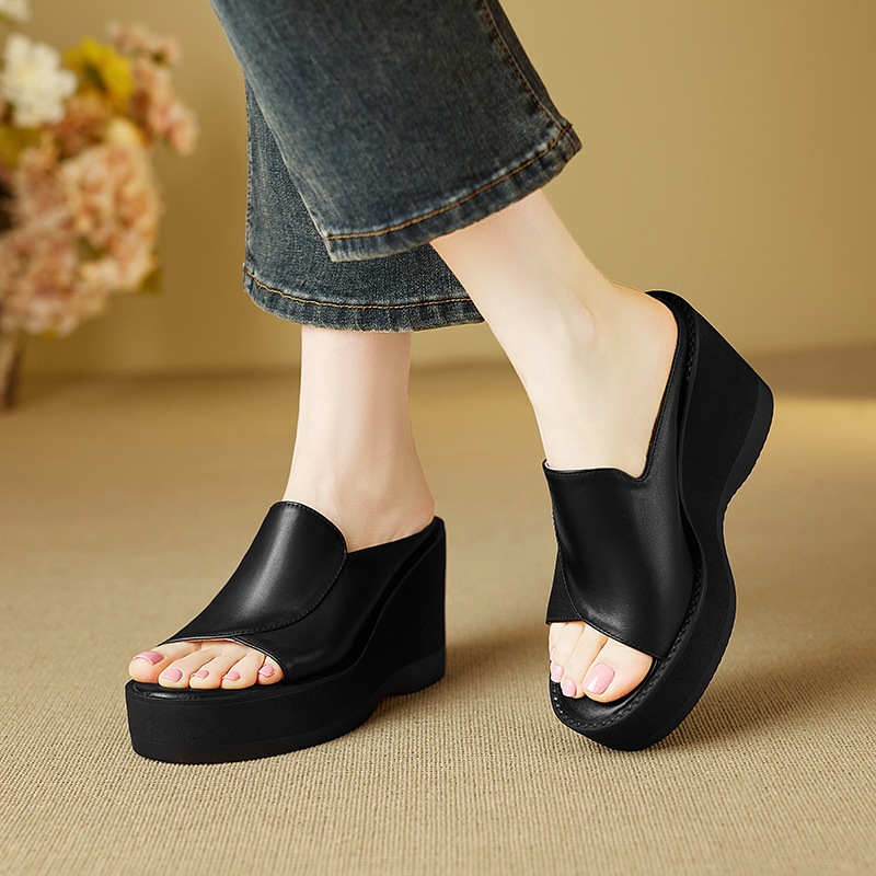 Dép sandal nữ quai chữ V đế xuồng cao gót 9 cm da bò mũi cá — đen