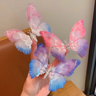�u׃ɫ���ӵĺ������Ƀ�ͯ������������l�A���w���b�l�A�^l��