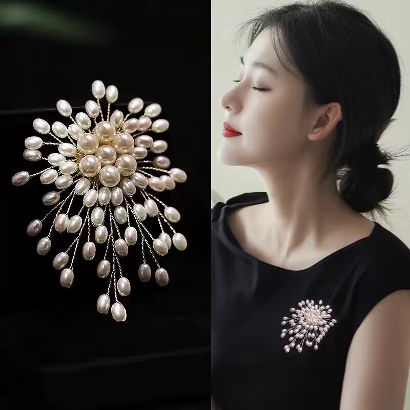 2026 Spring Oversized Enamel Flower Bracelet For Women, Big 3D Floral Statement Bracelet, Colorful Glossy Enamel Petal Jewelry, Boho Vintage Chunky Ch_voghion.com