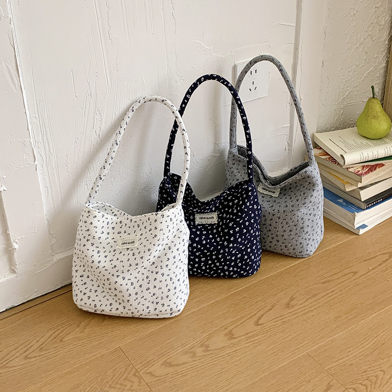 Korean-style minimalist niche design fashion nylon small square bag with floral pattern, versatile shoulder and underarm bag, handbag, bucket bag for women Korean-style minimalist niche design fashion nylon small square bag with floral pattern, versatile shoulder and underarm bag, handbag, bucket bag for women