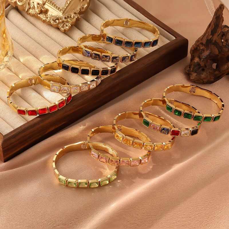 Stainless Steel Square Colored Glass Stone Bracelet, Niche Design, Trendy European and American Style Jewelry, Plated with 18K Gold, Does Not Fade
