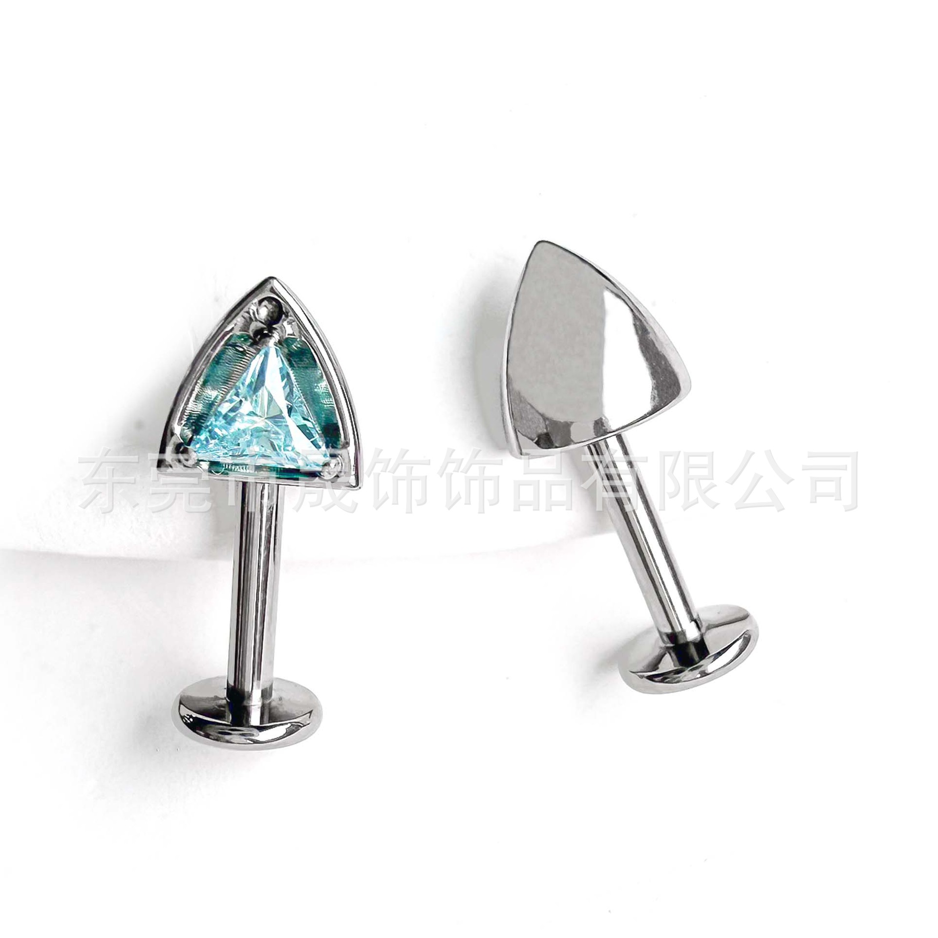 F136 Titanium 猫 Ear 朵 Tragus 钉 Studded Cubic Zirconia Helix Cartilage Stud G23 Implant Grade Titanium Internal Thread Labret Stud Piercing Jewelry