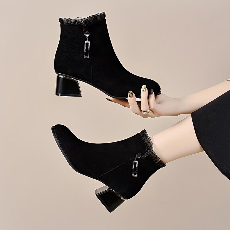 Women's Short Boots 2025 Autumn and Winter New Style Simple Elegant Two Heights Fashion Boots Metal Buckle Lace Black Women's Leather Boots