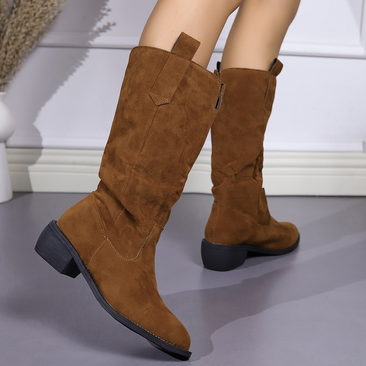 Autumn and winter new large size thick heel soft soled solid color boots for women_voghion.com