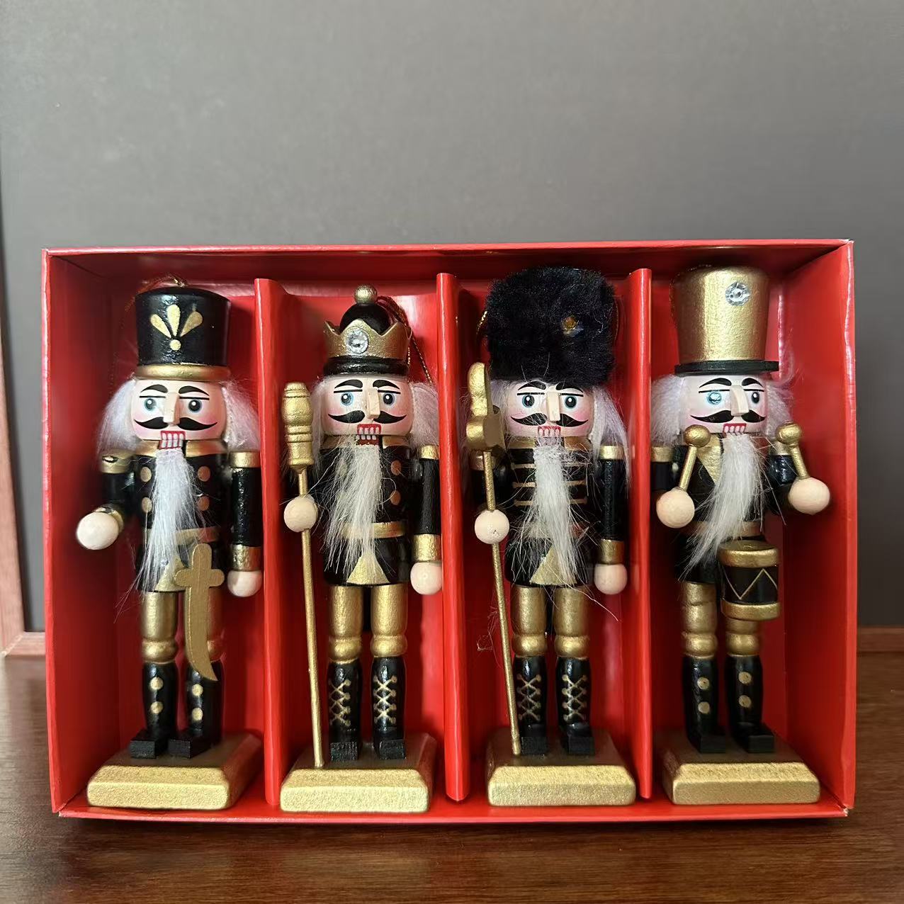 クロスボーダー新しいクルミ兵士木製装飾品クリスマス装飾品小さなギフトクリスマス装飾品ウィンドウデスクトップ装飾品