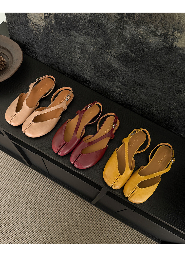 Sandal nữ da trâu chia ngón chân mũi trùm đế bệt — Đỏ (cao 1cm) chi tiết 34