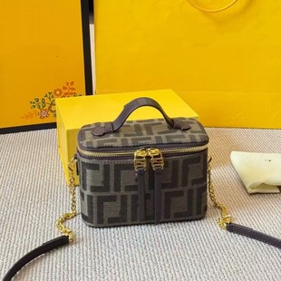 �羳���Q�¿�F�ϻ��y�������̽���Ƥ���ӻ��y��Ůʿ�μ�б�����