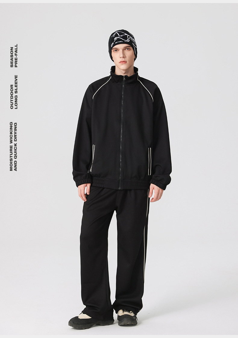 Completo casual da uomo alla moda con colletto alto, giacca, pantaloni a gamba larga, modello cardigan dal design ampio abbinato a pantaloni sportivi_voghion.com