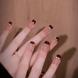 甲片/穿戴甲;美甲贴;其他美甲产品