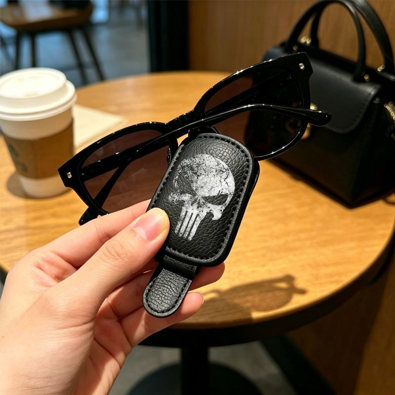 Skull black sunglasses holder creative car sun visor storage simple animal car glasses clip