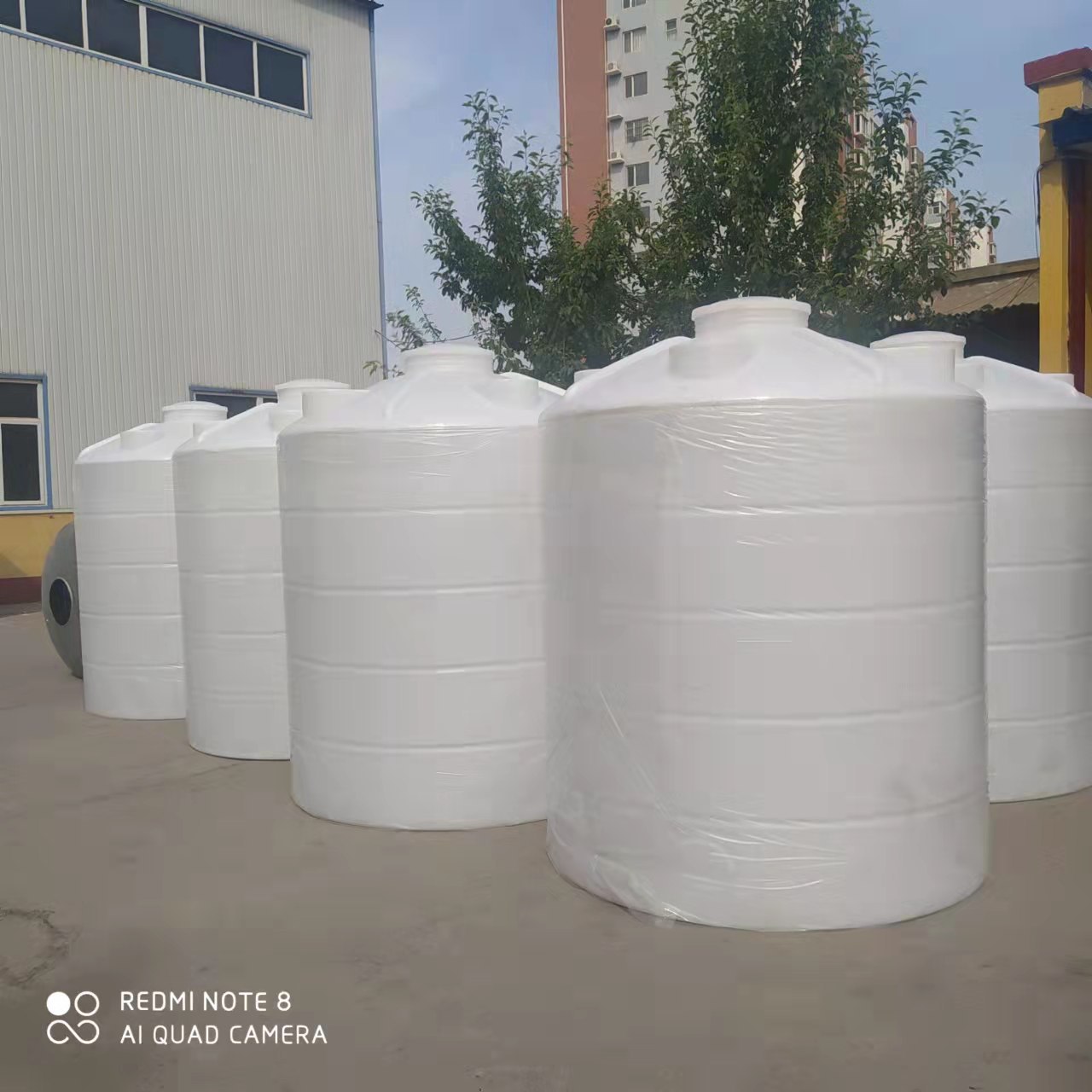 北京塑料水箱加厚10吨5吨2吨加厚储水罐锥底牛筋水塔厂家批发大桶