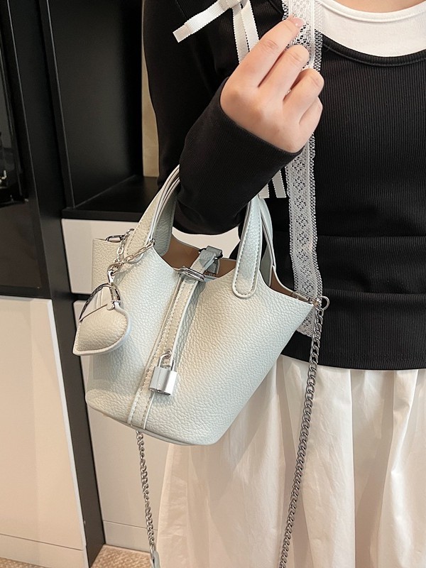 Litchi estampado canasta de platos de mano bolso de cubo para mujeres 2025 nuevo estilo transfronterizo coreano de moda bolso de hombro